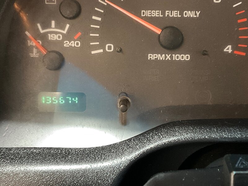 2000 Dodge Ram 2500 SLT Quad Cab 4X4 / 5.9L DIESEL / SHORT BED  / ZERO RUST / LIFTED - Photo 50 - Gladstone, OR 97027