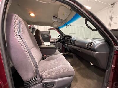 2000 Dodge Ram 2500 SLT Quad Cab 4X4 / 5.9L DIESEL / SHORT BED  / ZERO RUST / LIFTED - Photo 16 - Gladstone, OR 97027