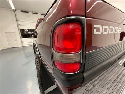 2000 Dodge Ram 2500 SLT Quad Cab 4X4 / 5.9L DIESEL / SHORT BED  / ZERO RUST / LIFTED - Photo 28 - Gladstone, OR 97027