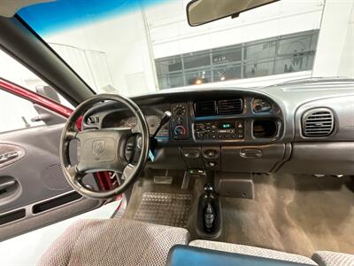 2000 Dodge Ram 2500 SLT Quad Cab 4X4 / 5.9L DIESEL / SHORT BED  / ZERO RUST / LIFTED - Photo 17 - Gladstone, OR 97027