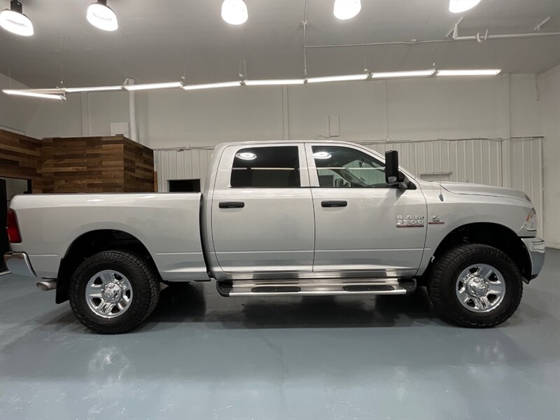 2013 RAM 3500 Tradesman Crew Cab 4X4 / 6.7L DIESEL / SHORT BED / ZERO RUST / SRW - Photo 4 - Gladstone, OR 97027