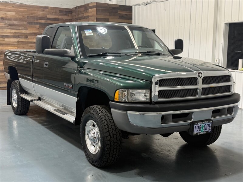 2001 Dodge Ram 2500 SLT Plus 4x4 5.9L CUMMINS DIESEL/ONLY 59,000 MILES  LOCAL OREGON TRUCK / PRESTINE - Photo 2 - Gladstone, OR 97027
