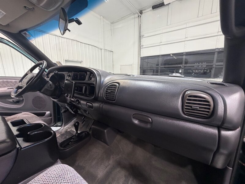 2001 Dodge Ram 2500 SLT Plus 4x4 5.9L CUMMINS DIESEL/ONLY 59,000 MILES  LOCAL OREGON TRUCK / PRESTINE - Photo 32 - Gladstone, OR 97027