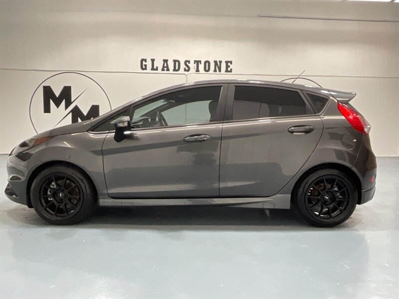 2017 Ford Fiesta ST 4dr Hatchback / 4-Cyl, EcoBoost, Turbo/6-SPEED  / LOCAL CAR / ONLY 54,000 MILES - Photo 3 - Gladstone, OR 97027