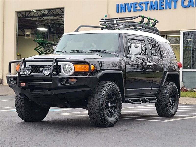 2012 Toyota FJ Cruiser V6 4X4 / REAR DIFF LOCK / ARB BUMPER / LOCAL  / Dick Cepek Wheels / Excellent Condition - Photo 1 - Portland, OR 97217