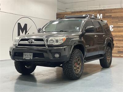 2006 Toyota 4Runner SR5 4X4 V6 / LIFTED w. NEW WHEELS & TIRES  / Central Differential Locks / Sunroof / ZERO RUST SUV