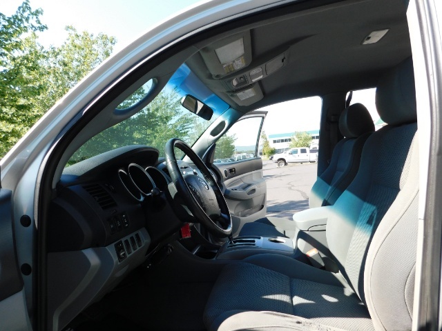 2006 Toyota Tacoma Double Cab / 4x4 / RR Diff Locks / LIFTED LIFTED   - Photo 13 - Portland, OR 97217