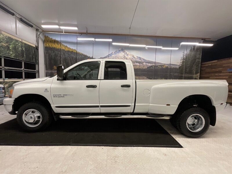 2006 Dodge Ram 3500 Big Horn 4X4 / 5.9L CUMMINS DIESEL / DUALLY /LOCAL  / RUST FREE - Photo 3 - Gladstone, OR 97027