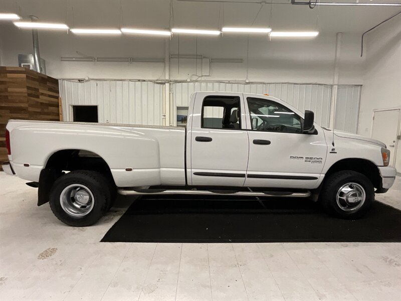 2006 Dodge Ram 3500 Big Horn 4X4 / 5.9L CUMMINS DIESEL / DUALLY /LOCAL  / RUST FREE - Photo 4 - Gladstone, OR 97027