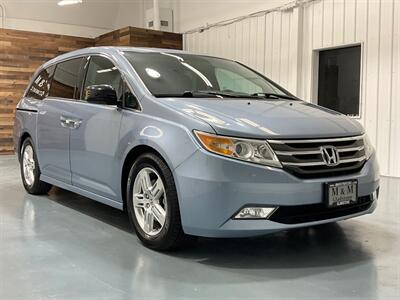 2012 Honda Odyssey Touring Elite Minivan / 1-OWNER / DVD/Navi/Camera  / TIMING BELT SERVICE ALREADY DONE