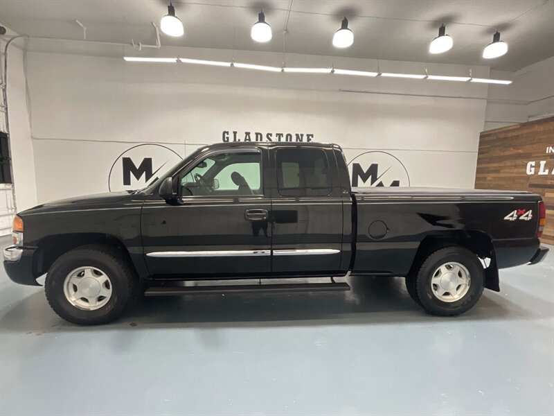 2004 GMC Sierra 1500 SLE 4X4 5.3L V8 / ZERO RUST / 114K MILES   - Photo 3 - Gladstone, OR 97027