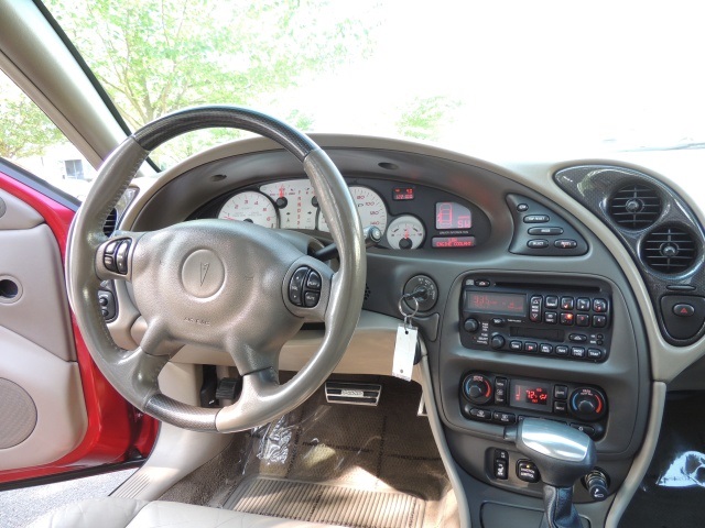 2004 Pontiac Bonneville GXP / Leather / Sunroof / Only 122K Miles   - Photo 18 - Portland, OR 97217