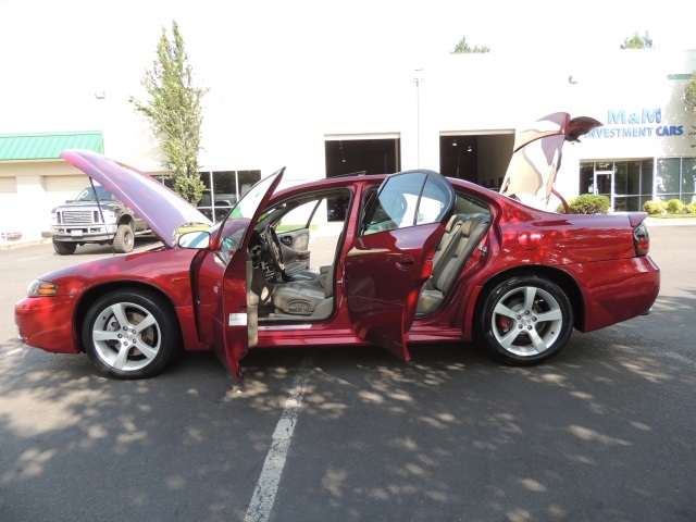 2004 Pontiac Bonneville GXP / Leather / Sunroof / Only 122K Miles   - Photo 26 - Portland, OR 97217