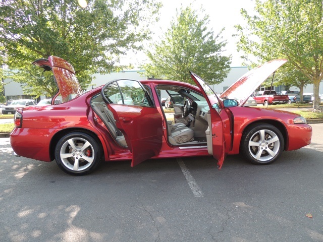 2004 Pontiac Bonneville GXP / Leather / Sunroof / Only 122K Miles   - Photo 30 - Portland, OR 97217