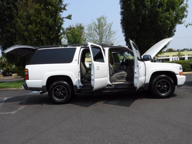 2005 Chevrolet Suburban 1500 Z71 / 4WD / Leather / DVD / Sunroof / Excel C   - Photo 57 - Portland, OR 97217