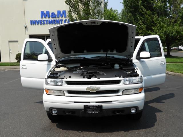 2005 Chevrolet Suburban 1500 Z71 / 4WD / Leather / DVD / Sunroof / Excel C   - Photo 59 - Portland, OR 97217