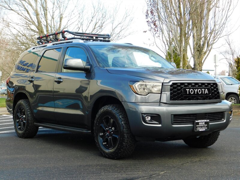 2019 Toyota Sequoia TRD PRO UPGRADED CUSTOM 4WD / TRD Leather /   - Photo 2 - Portland, OR 97217