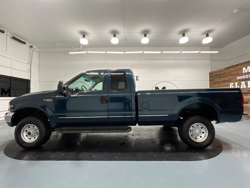 1999 Ford F-250 XLT 4X4 / 7.3L TURBO DIESEL / ONLY 74,000 MILES  / LOCAL TRUCK NO RUST - Photo 3 - Gladstone, OR 97027