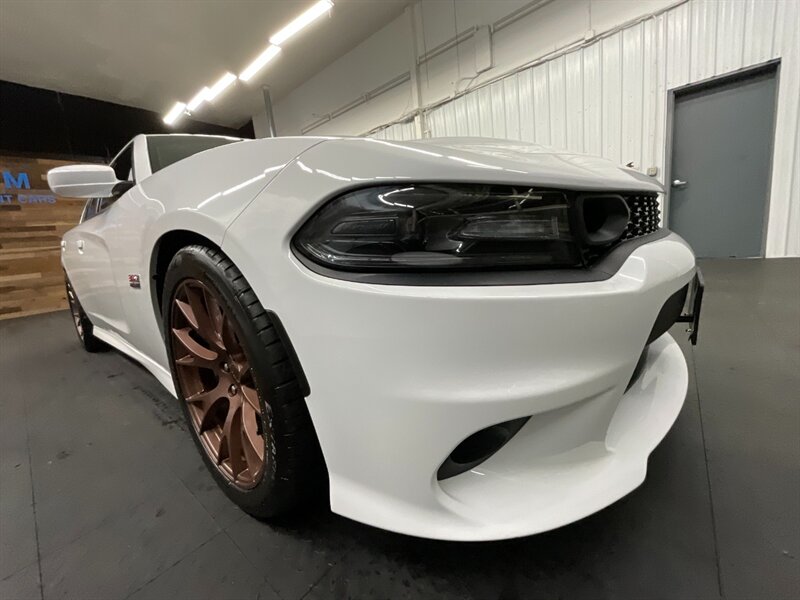 2019 Dodge Charger R/T Scat Pack Sedan / 392 / 6.4L V8 HEMI / SHARP  Backup Camera / LOCAL CAR / ONLY 32,000 MILES - Photo 10 - Gladstone, OR 97027