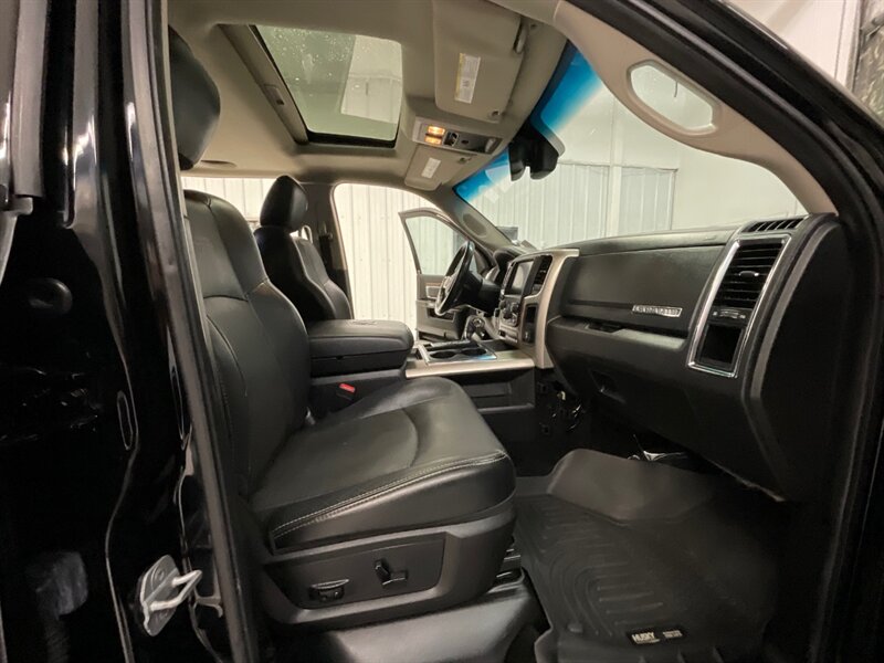2013 RAM 1500 Laramie Crew Cab 4X4 / 5.7L HEMI / Leather Heated  / Sunroof / Towing Package & Trailer Brake controller / Navigation / 108,000 MILES - Photo 16 - Gladstone, OR 97027