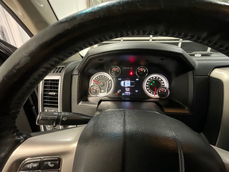 2013 RAM 1500 Laramie Crew Cab 4X4 / 5.7L HEMI / Leather Heated  / Sunroof / Towing Package & Trailer Brake controller / Navigation / 108,000 MILES - Photo 51 - Gladstone, OR 97027