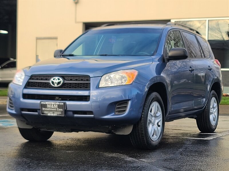 2011 Toyota RAV4 2.5L 4 Cyl / ALL WHEEL DRIVE / 3RD ROW SEAT  / DIFF LOCK / EXCELLENT SERVICE / 1-OWNER !! - Photo 1 - Portland, OR 97217