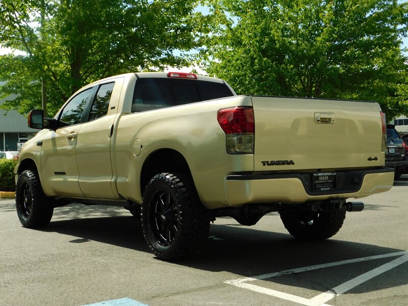 2010 Toyota Tundra SR5 Double Cab 4X4 5.7L 8Cyl / Backup Cam / LIFTED   - Photo 8 - Portland, OR 97217