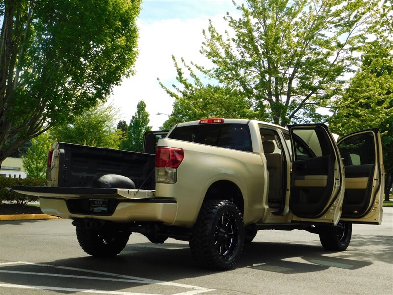 2010 Toyota Tundra SR5 Double Cab 4X4 5.7L 8Cyl / Backup Cam / LIFTED   - Photo 28 - Portland, OR 97217