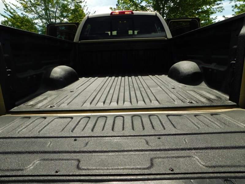 2010 Toyota Tundra SR5 Double Cab 4X4 5.7L 8Cyl / Backup Cam / LIFTED   - Photo 22 - Portland, OR 97217