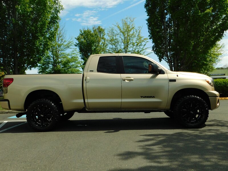 2010 Toyota Tundra SR5 Double Cab 4X4 5.7L 8Cyl / Backup Cam / LIFTED   - Photo 4 - Portland, OR 97217