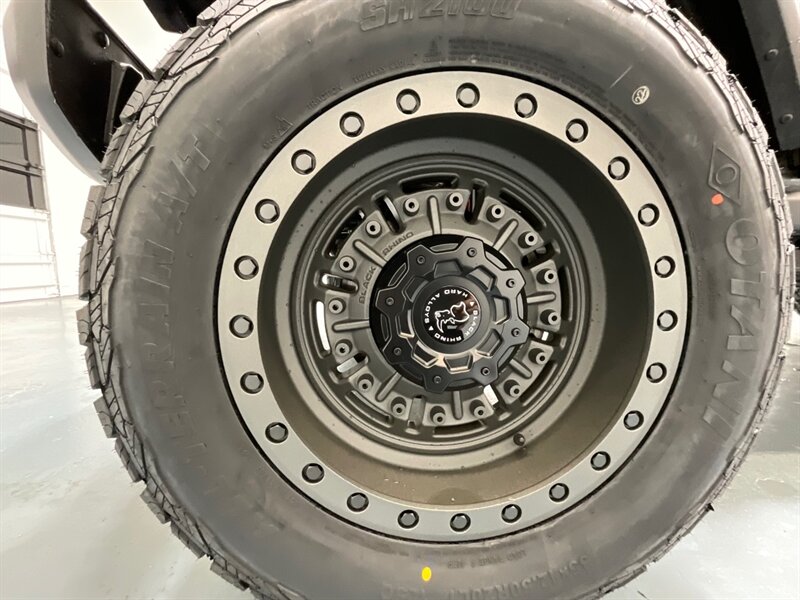 2020 Jeep Gladiator Sport 4X4 6-SPEED MANUAL NEW LIFT WHEELS TIRES  / HARD TOP / Alpine Premium Audio System/ ZERO RUST - Photo 22 - Gladstone, OR 97027