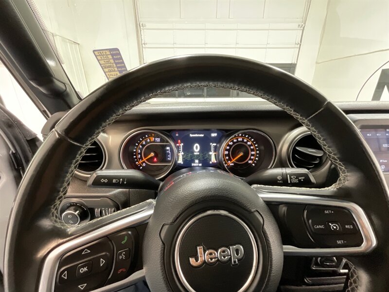 2020 Jeep Gladiator Sport 4X4 6-SPEED MANUAL NEW LIFT WHEELS TIRES  / HARD TOP / Alpine Premium Audio System/ ZERO RUST - Photo 45 - Gladstone, OR 97027