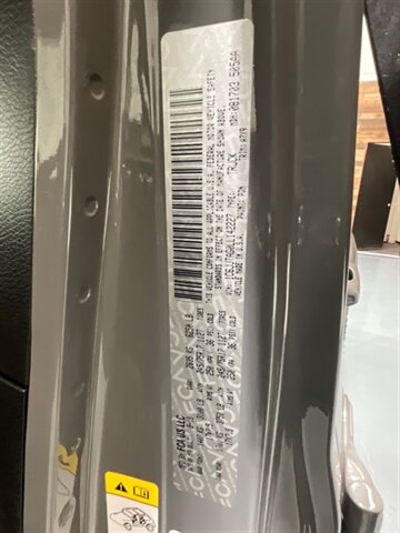 2020 Jeep Gladiator Sport Pickup 4X4 / 3.6L V6 / 6-SPEED MANUAL / HARD TOP / Alpine Premium Audio System/ ZERO RUST - Photo 52 - Gladstone, OR 97027
