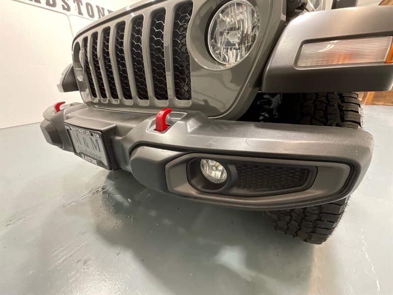 2020 Jeep Gladiator Sport Pickup 4X4 / 3.6L V6 / 6-SPEED MANUAL / HARD TOP / Alpine Premium Audio System/ ZERO RUST - Photo 22 - Gladstone, OR 97027