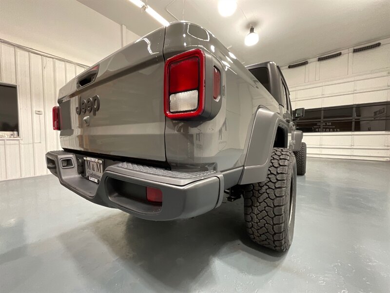 2020 Jeep Gladiator Sport 4X4 6-SPEED MANUAL NEW LIFT WHEELS TIRES  / HARD TOP / Alpine Premium Audio System/ ZERO RUST - Photo 54 - Gladstone, OR 97027