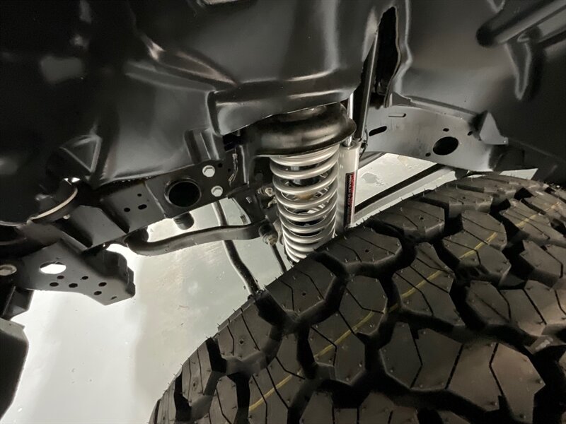 2020 Jeep Gladiator Sport 4X4 6-SPEED MANUAL NEW LIFT WHEELS TIRES  / HARD TOP / Alpine Premium Audio System/ ZERO RUST - Photo 21 - Gladstone, OR 97027