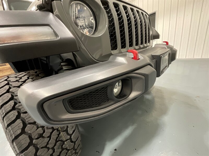 2020 Jeep Gladiator Sport 4X4 6-SPEED MANUAL NEW LIFT WHEELS TIRES  / HARD TOP / Alpine Premium Audio System/ ZERO RUST - Photo 30 - Gladstone, OR 97027