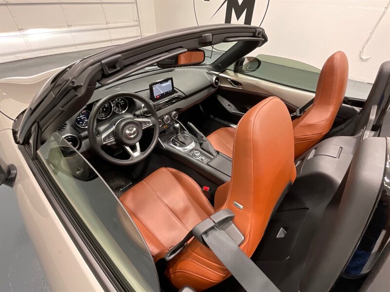 2022 Mazda MX-5 Miata Grand Touring 2dr Convertible / Auto/ 7K Miles / Leather Heated Seats / Navigation & Rear view Camera / 1-OWNER LOCAL - Photo 51 - Gladstone, OR 97027