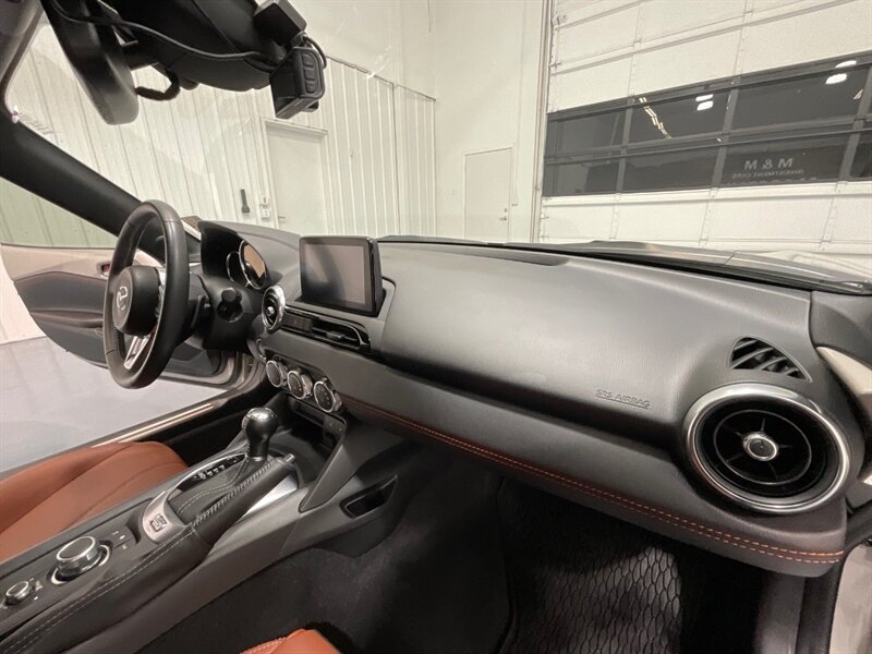 2022 Mazda MX-5 Miata Grand Touring 2dr Convertible / Auto/ 7K Miles / Leather Heated Seats / Navigation & Rear view Camera / 1-OWNER LOCAL - Photo 41 - Gladstone, OR 97027