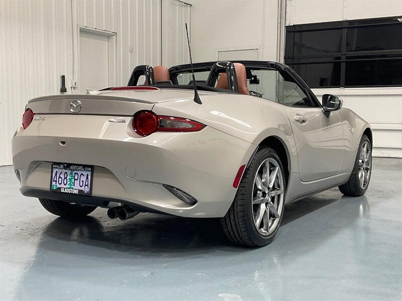 2022 Mazda MX-5 Miata Grand Touring 2dr Convertible / Auto/ 7K Miles / Leather Heated Seats / Navigation & Rear view Camera / 1-OWNER LOCAL - Photo 32 - Gladstone, OR 97027