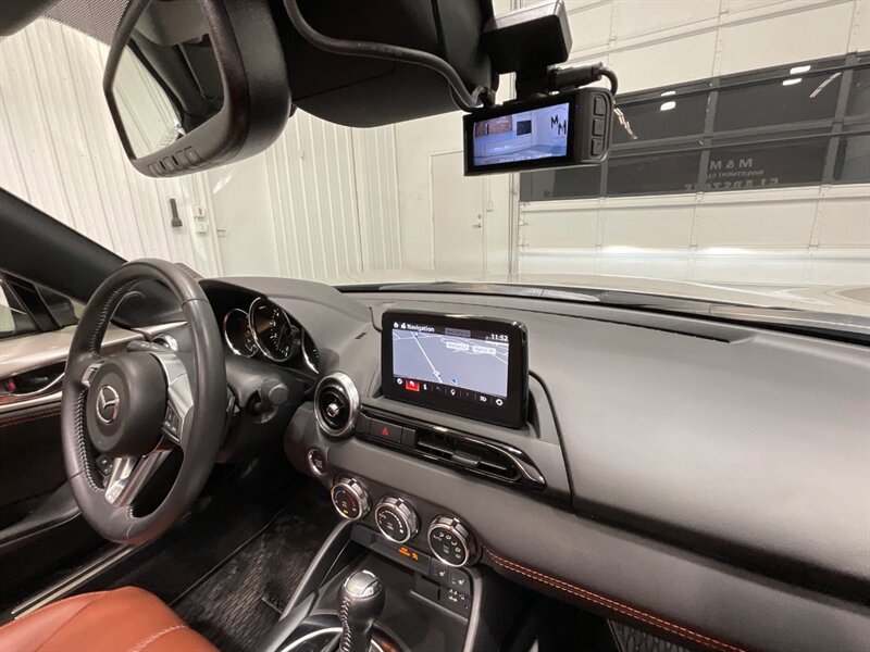 2022 Mazda MX-5 Miata Grand Touring 2dr Convertible / Auto/ 7K Miles / Leather Heated Seats / Navigation & Rear view Camera / 1-OWNER LOCAL - Photo 56 - Gladstone, OR 97027