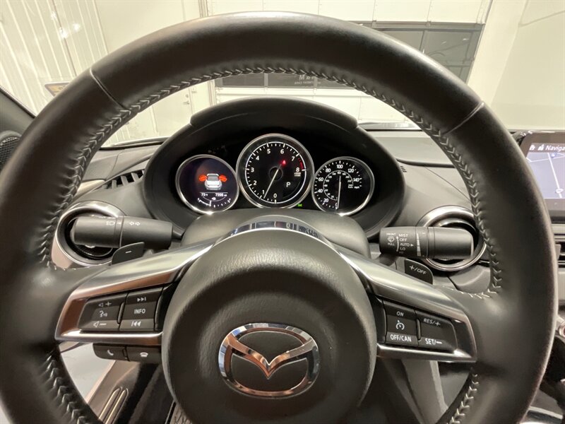 2022 Mazda MX-5 Miata Grand Touring 2dr Convertible / Auto/ 7K Miles / Leather Heated Seats / Navigation & Rear view Camera / 1-OWNER LOCAL - Photo 47 - Gladstone, OR 97027