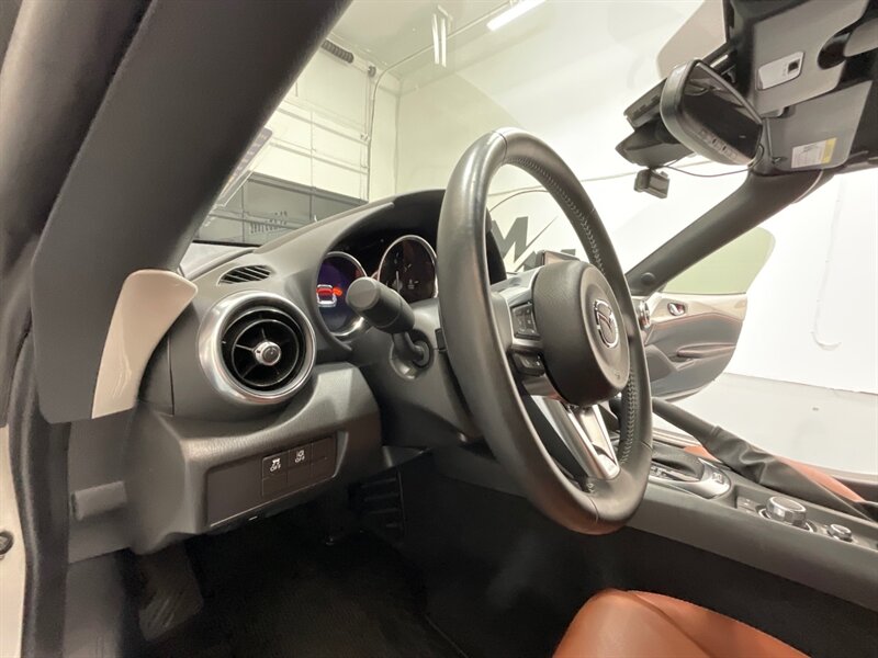2022 Mazda MX-5 Miata Grand Touring 2dr Convertible / Auto/ 7K Miles / Leather Heated Seats / Navigation & Rear view Camera / 1-OWNER LOCAL - Photo 40 - Gladstone, OR 97027