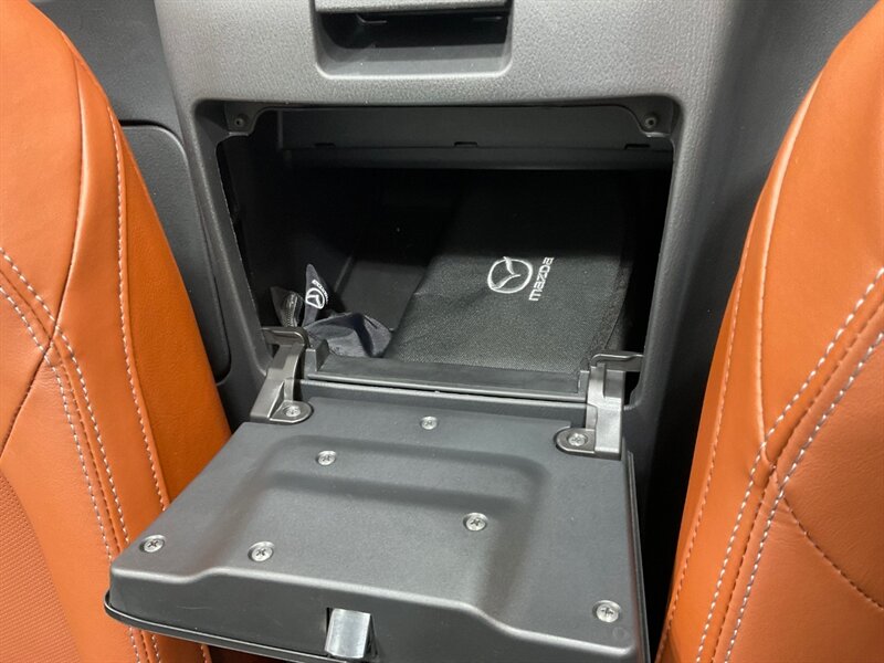2022 Mazda MX-5 Miata Grand Touring 2dr Convertible / Auto/ 7K Miles / Leather Heated Seats / Navigation & Rear view Camera / 1-OWNER LOCAL - Photo 42 - Gladstone, OR 97027