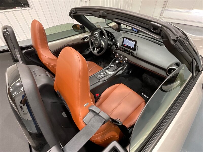 2022 Mazda MX-5 Miata Grand Touring 2dr Convertible / Auto/ 7K Miles / Leather Heated Seats / Navigation & Rear view Camera / 1-OWNER LOCAL - Photo 53 - Gladstone, OR 97027