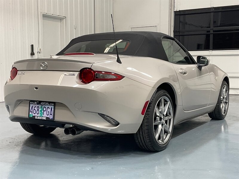2022 Mazda MX-5 Miata Grand Touring 2dr Convertible / Auto/ 7K Miles / Leather Heated Seats / Navigation & Rear view Camera / 1-OWNER LOCAL - Photo 8 - Gladstone, OR 97027