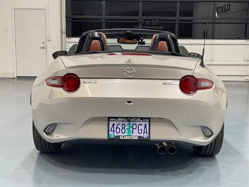 2022 Mazda MX-5 Miata Grand Touring 2dr Convertible / Auto/ 7K Miles / Leather Heated Seats / Navigation & Rear view Camera / 1-OWNER LOCAL - Photo 34 - Gladstone, OR 97027
