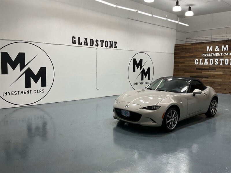 2022 Mazda MX-5 Miata Grand Touring 2dr Convertible / Auto/ 7K Miles / Leather Heated Seats / Navigation & Rear view Camera / 1-OWNER LOCAL - Photo 25 - Gladstone, OR 97027