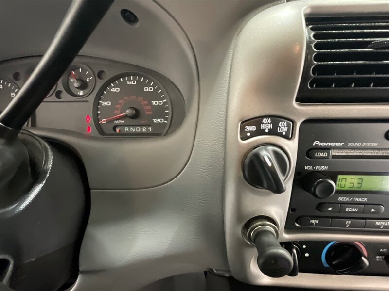 2006 Ford Ranger FX4 OFF RD 4X4 / 4.0L V6 / Leather / 55K MILES / LOCAL TRUCK w. ZERO RUST / FX4 OFF RD PKG - Photo 18 - Gladstone, OR 97027