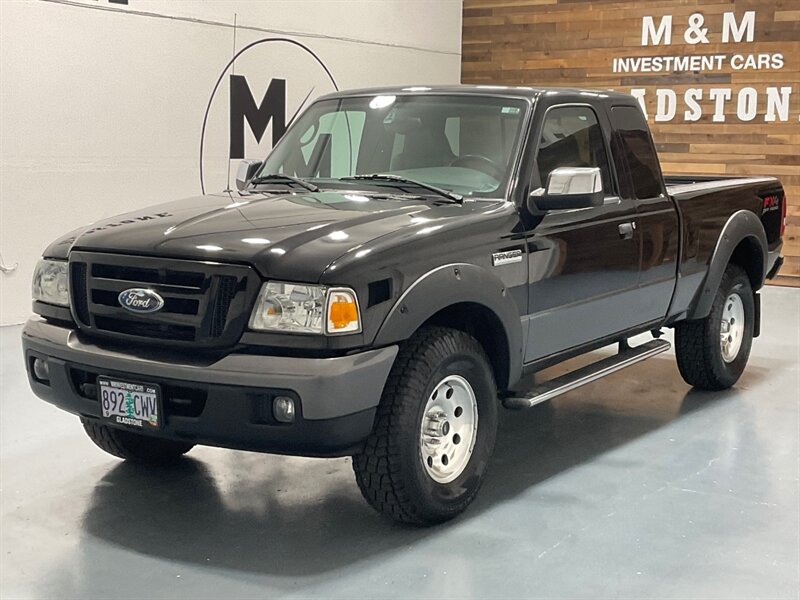 2006 Ford Ranger FX4 Level II 4X4 / 4.0L V6 / Leather / 55K MILES  / LOCAL TRUCK w. ZERO RUST / FX4 OFF RD PKG